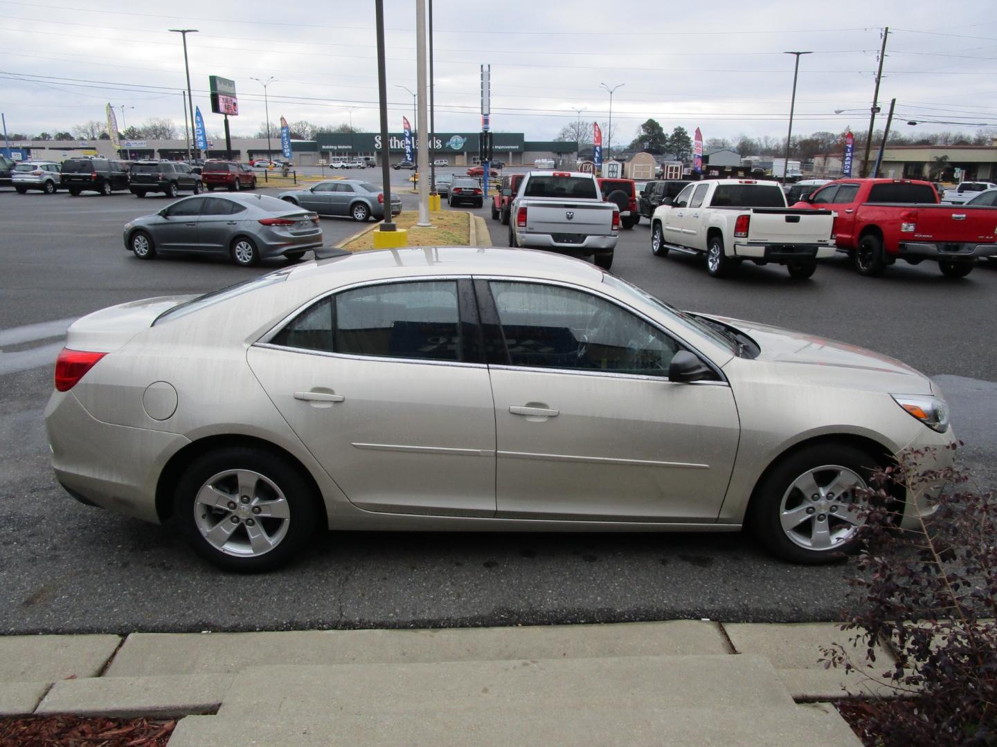 2015 TAN Chevrolet Malibu LS (1G11B5SL1FF) with an 2.5L L4 DOHC 16V engine, 6-Speed Automatic transmission, located at 1814 Albert Pike Road, Hot Springs, AR, 71913, (501) 623-1717, 34.494228, -93.094070 - Photo#5